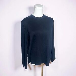 John Patrick Size M Classic Women's Long-Sleeve Crewneck Top - Black